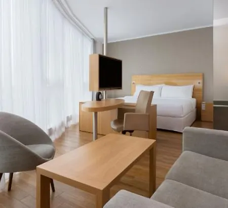 Four Points By Sheraton Panoramahaus Ξενοδοχείο Ντορνμπίρν