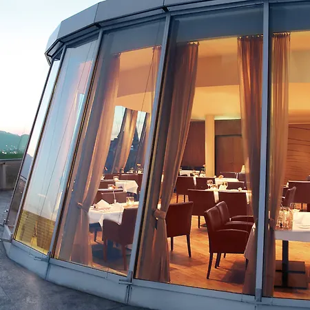 Four Points By Sheraton Panoramahaus 4*