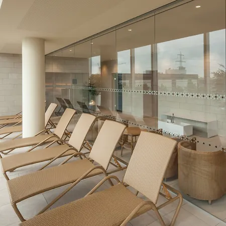 Four Points By Sheraton Panoramahaus Ξενοδοχείο 4*