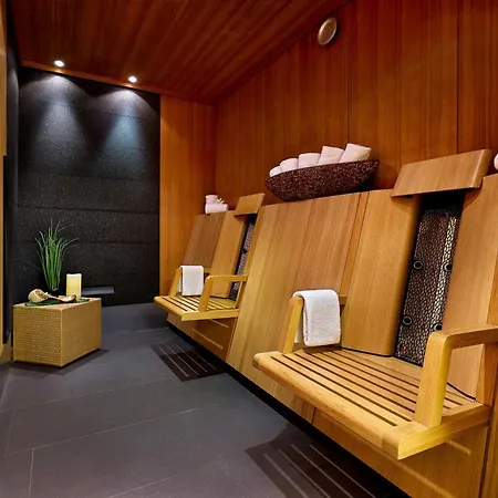 Four Points By Sheraton Panoramahaus Hotell