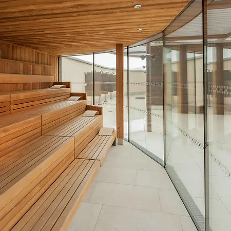 Hotel Four Points By Sheraton Panoramahaus 4*