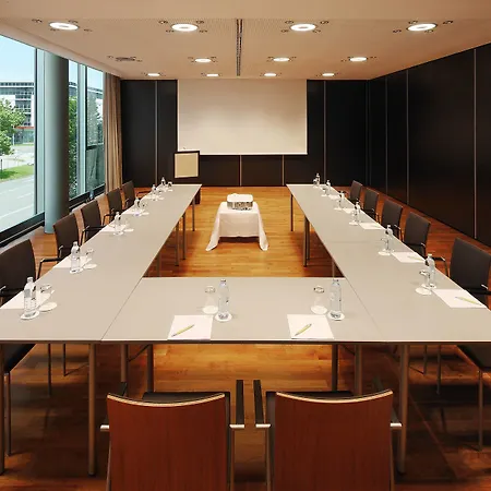 Four Points By Sheraton Panoramahaus 호텔 도른비른