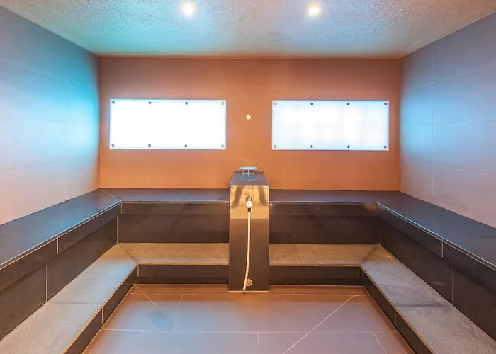 Four Points By Sheraton Panoramahaus Hotel 4*